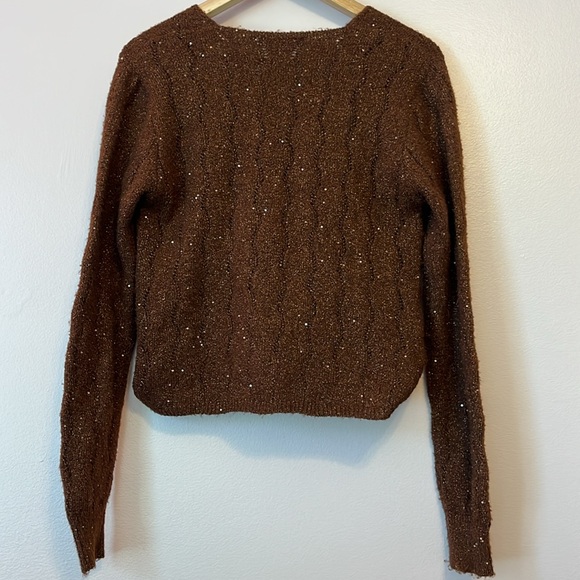 ASTR The Label Surplice Sequin Wrap Long Sleeve Knit Sweater in Copper Size XS - Picture 6 of 11
